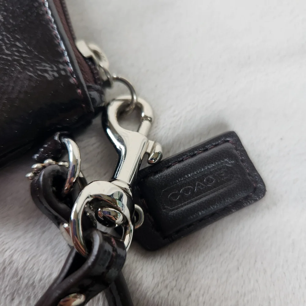 Coach Wristlet Leather Mahogany F47782 - Picture 3 of 8